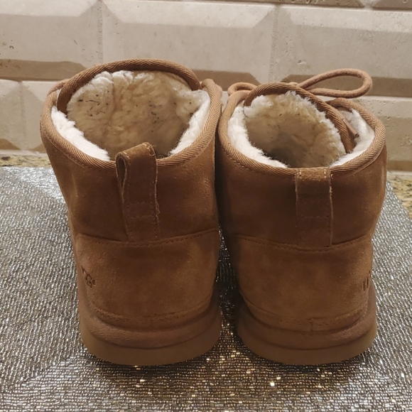 SOLD!!! UGGS Men's Neumel Chukka Boots - Size 10 - Picture 6 of 12